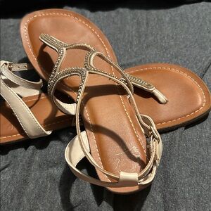 Women sandals